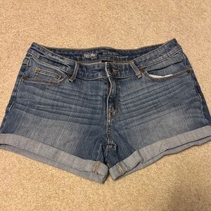 Mossimo mid rise midi denim shorts size 10